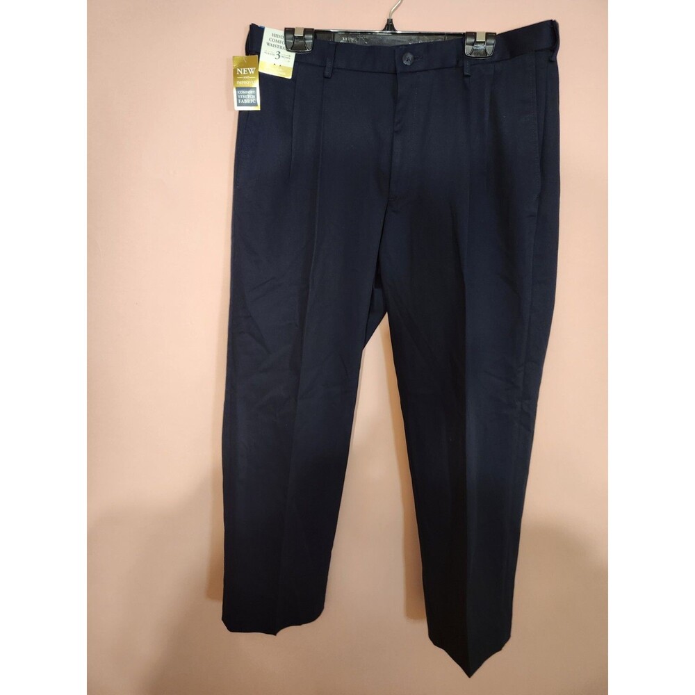 Haggar Iron Free Premium Khaki Mens Classic Fit Pleated Pant Dark Navy 36Wx29L
